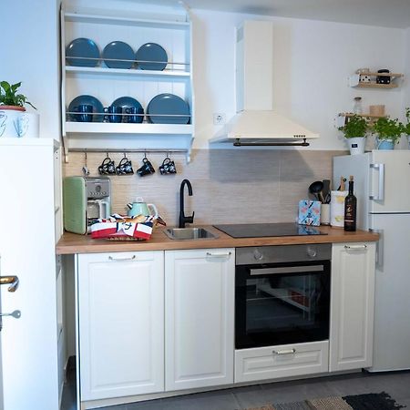 PUY Apartment Montona מראה חיצוני תמונה