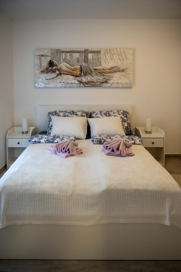 PUY Apartment Montona מראה חיצוני תמונה
