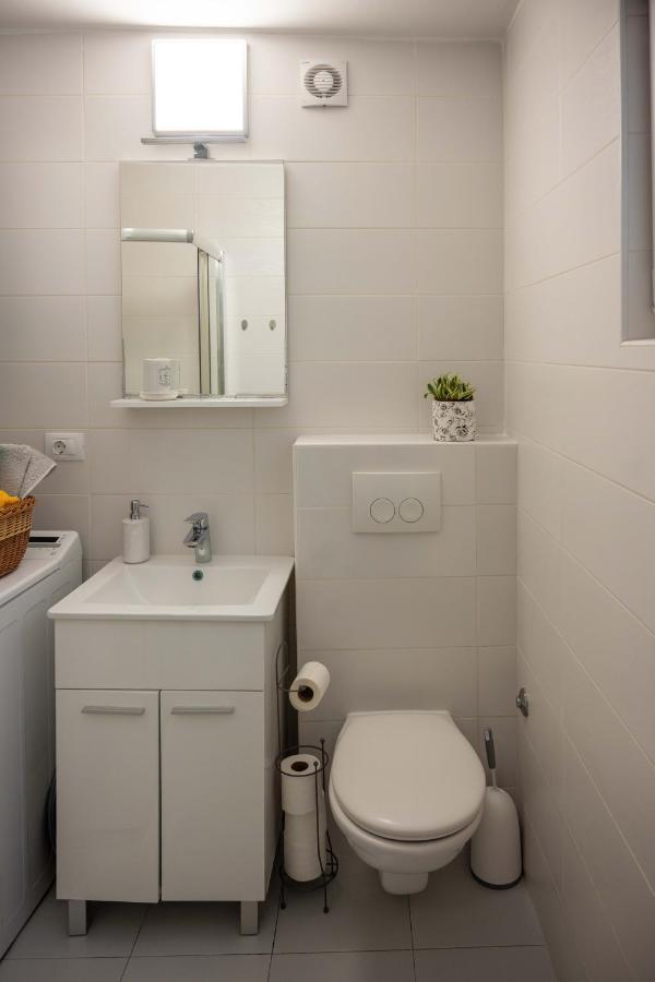 PUY Apartment Montona מראה חיצוני תמונה